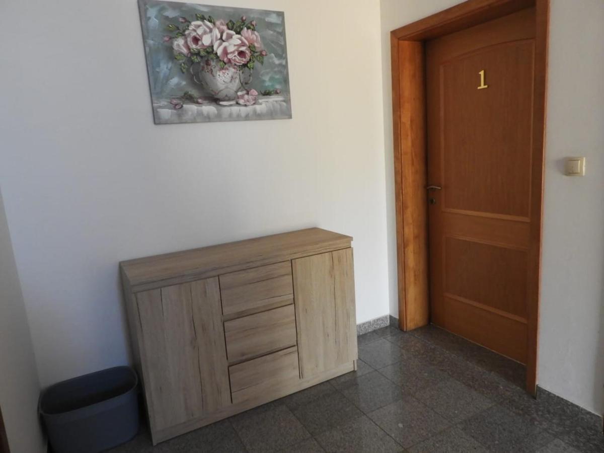 Villa Bilota Traù Esterno foto